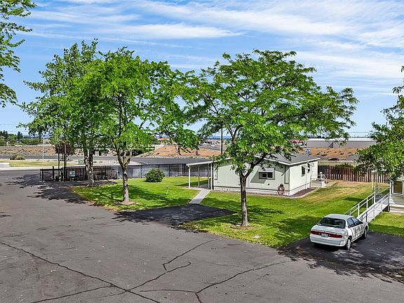 2nd image of 3131 W Wapato Drive #2