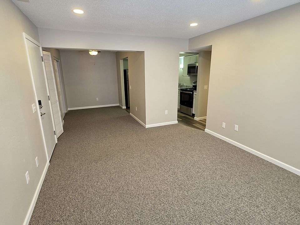1st image of 301 W 15th St APT C4