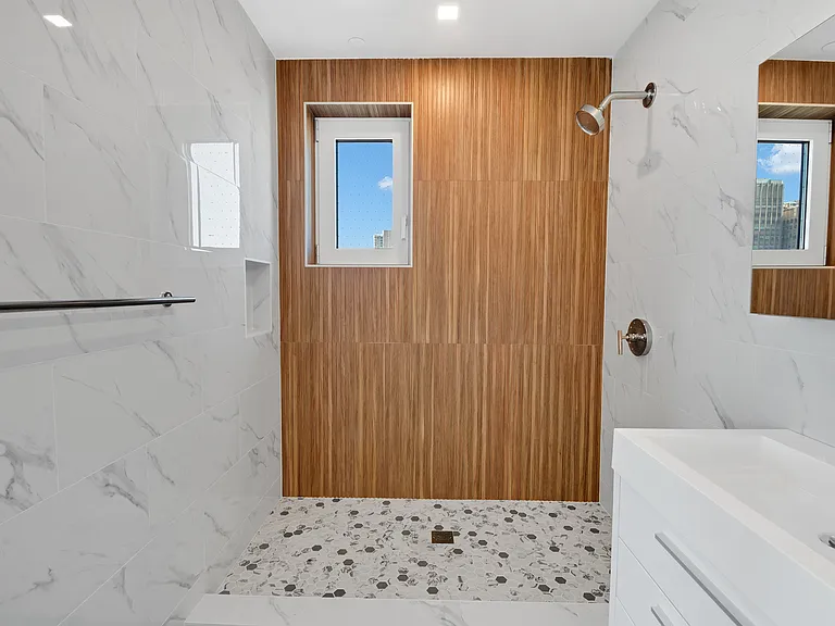 563 W 170th St #8A — Photo 12