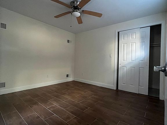 5th image of 255 Eltingville Blvd