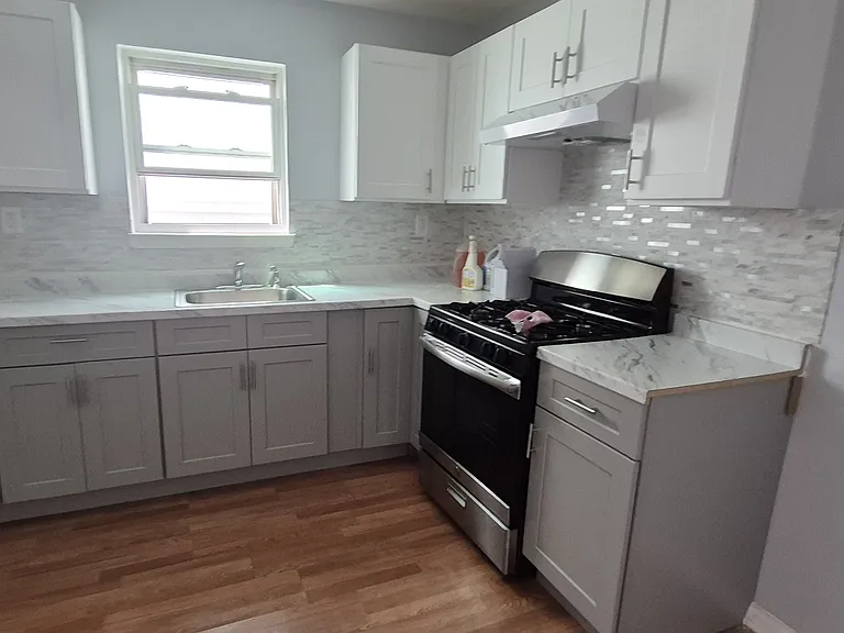 21-23 Rose Ter — Photo 5