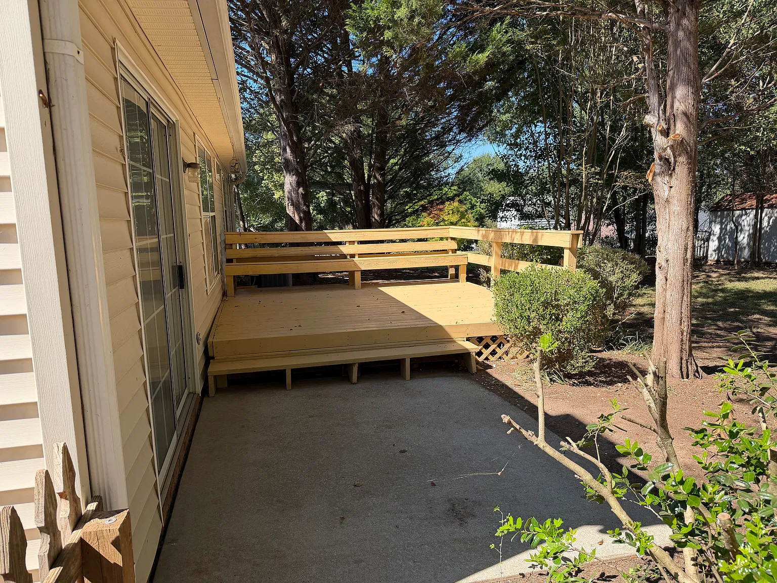 3 bed, 1260 sqft, $1,650 — Photo 2