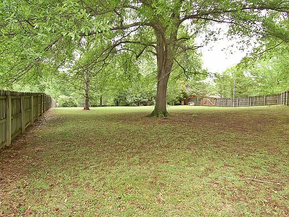 5th image of 8755 Cedar Lake Dr E