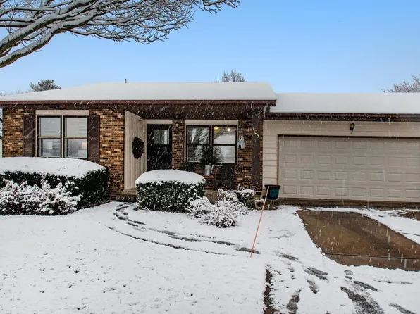 105 Beechwood Dr, Bremen, IN 46506