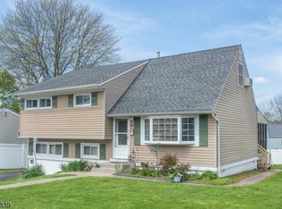 43 Richard St, Dover, NJ 07801