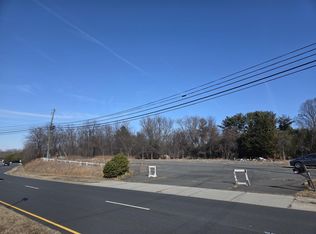 3155 W Ox Rd, Herndon, VA 20171