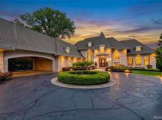 6265 Dakota Cir, Bloomfield Hills, MI 48301