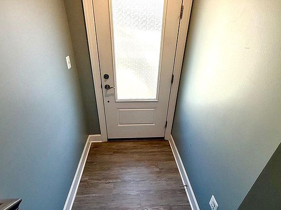 5th image of 9508 Capital Ln