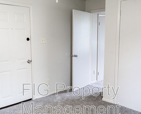 4th image of 121 Pruett Pl APT 1