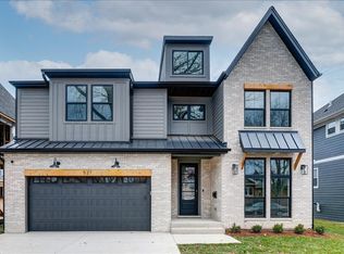 485 W 2nd St, Elmhurst, IL 60126