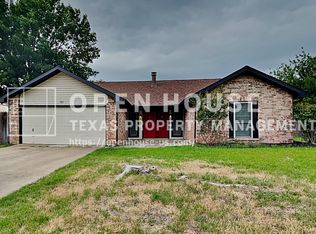 2611 Sprucewood Ln, Euless, TX 76039