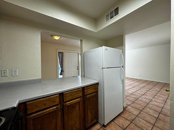 5th image of 12000 Copper Ave NE APT C