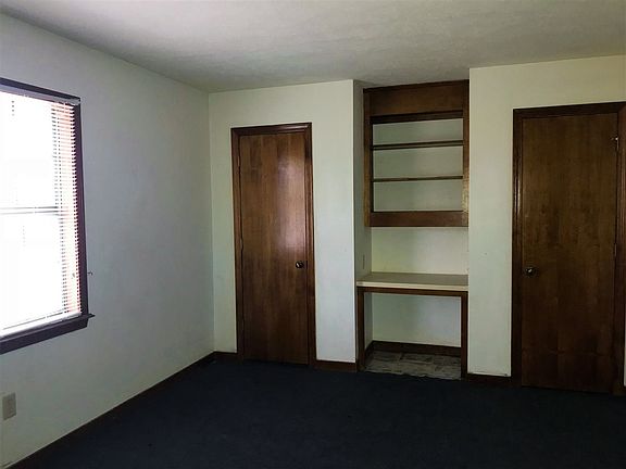 4th image of 366 Hillandale Dr