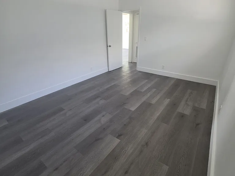 117 SE 2nd Ave #1 — Photo 10