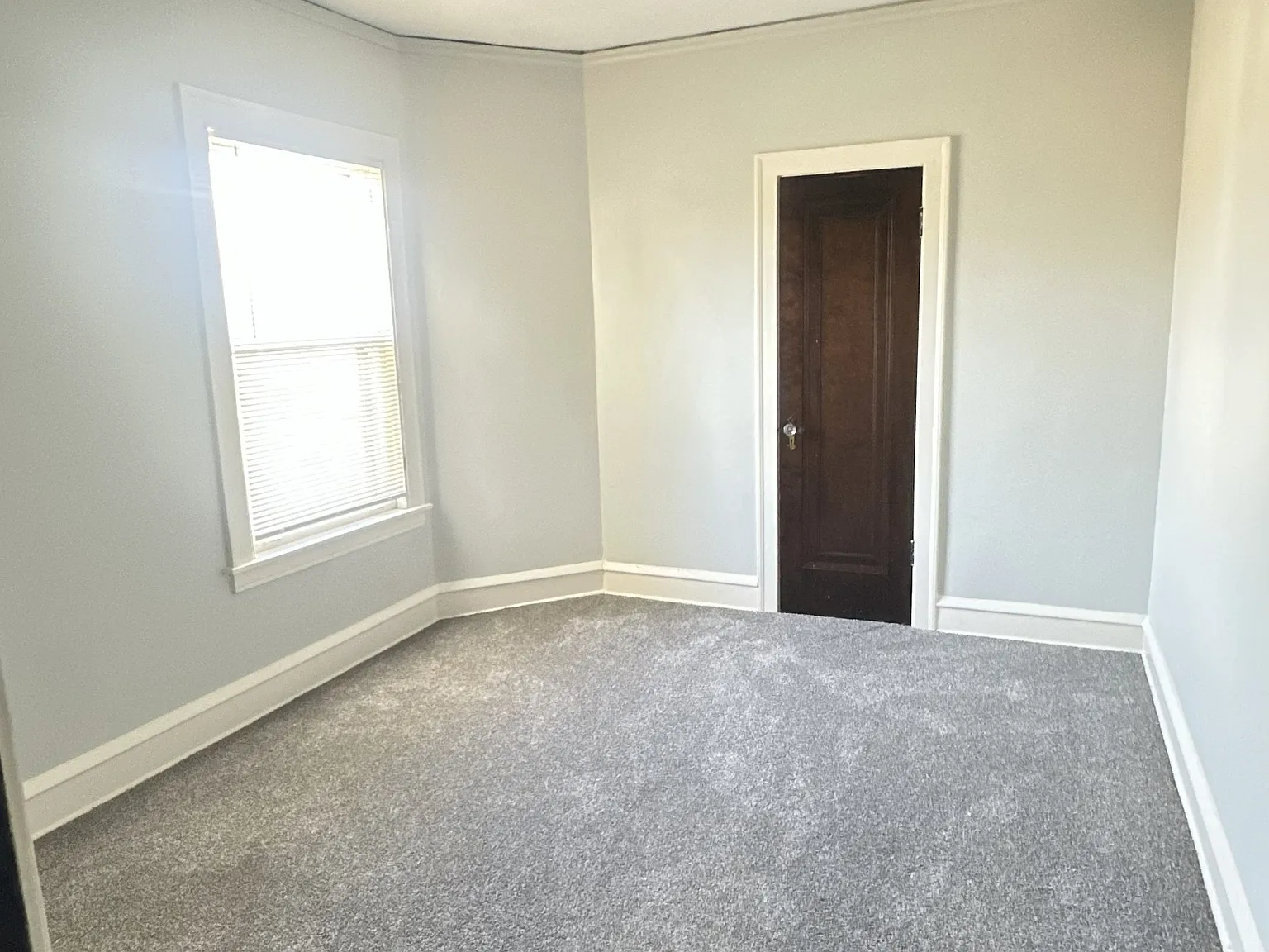 4812 North Kilpatrick Avenue - 2R — Photo 4
