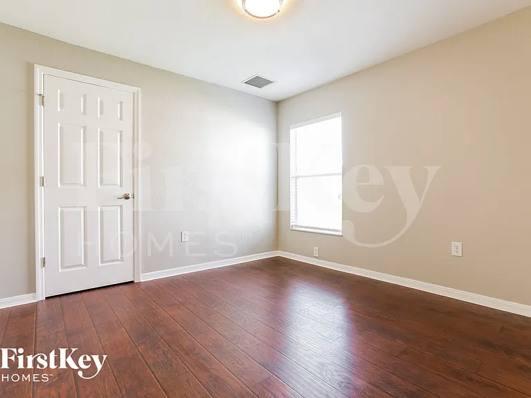 3811 Trenton Ln — Photo 14