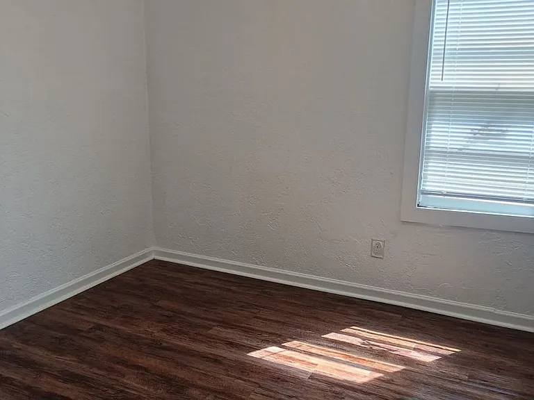 6318 Anderson Dr — Photo 8
