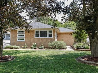 5705 Webster St, Downers Grove, IL 60516