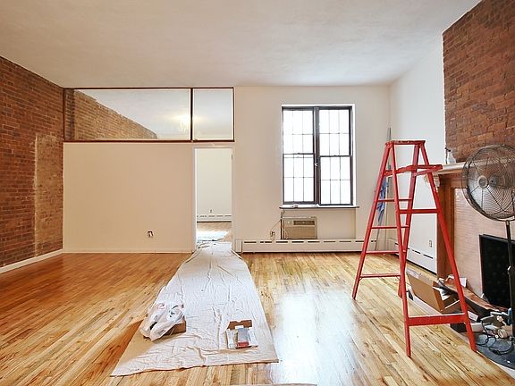 3rd image of 320 W 108th St APT 3B