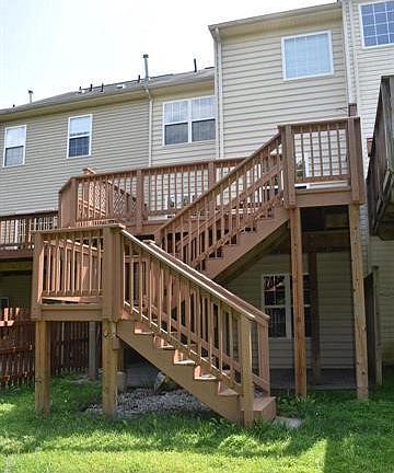 3rd image of 1627 Trestle St
