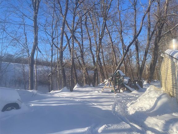 3rd image of 261 Titusville Road