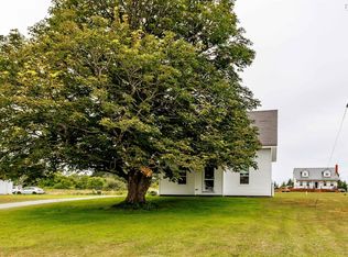 684 Highway 335, West Pubnico, NS B0W 3S0