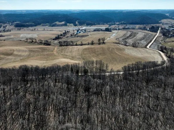 E17497 Gross Valley Lane, Hillsboro, WI 54634