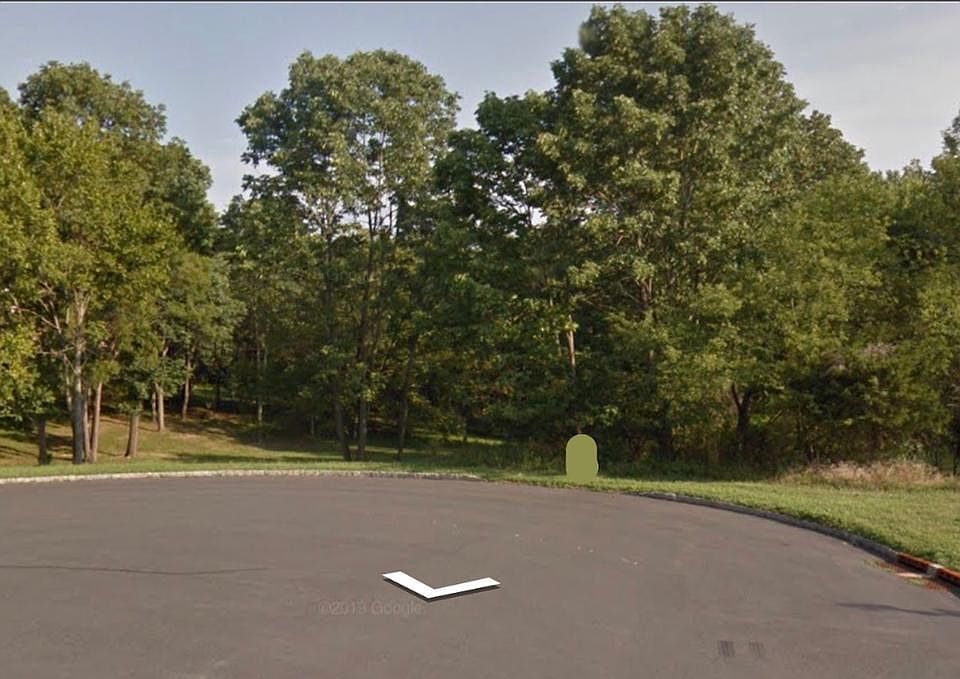 1st image of 6 Roosevelt Ave