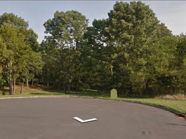 6 Roosevelt Ave, Pennington, NJ 08534