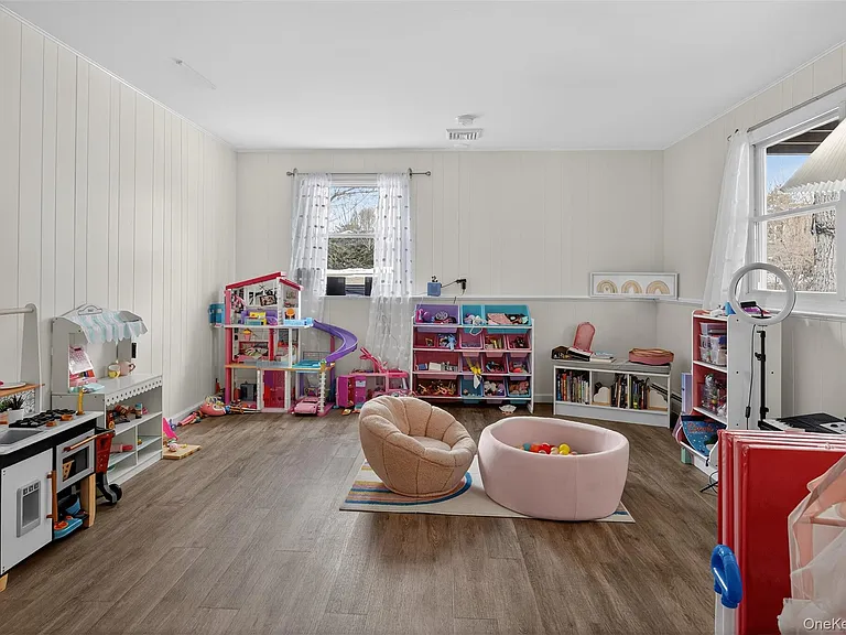 4 Millard Cir — Photo 24