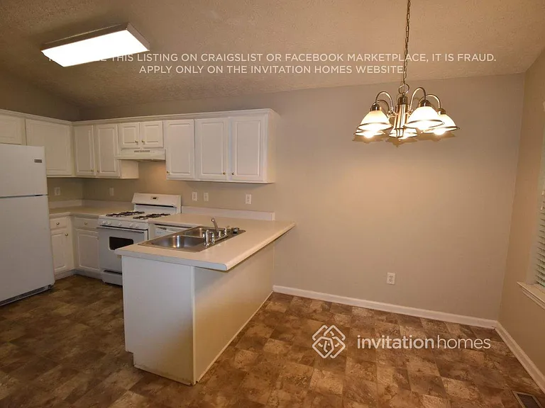 60 Encampment Ct — Photo 6