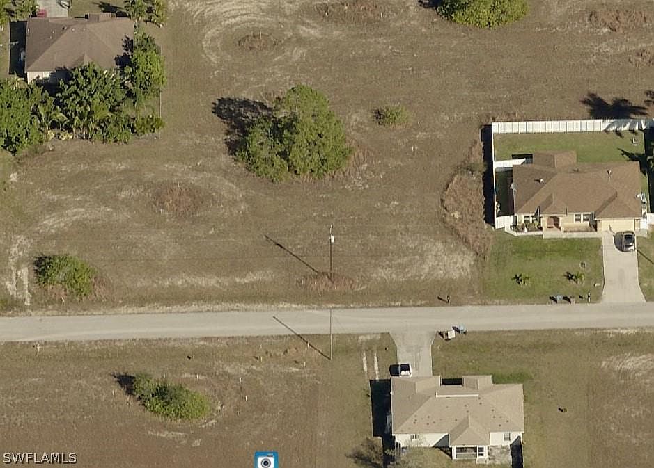 1st image of 1707 NW 16th Ter