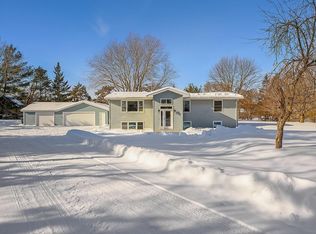 892 Wert Rd, Hudson, WI 54016