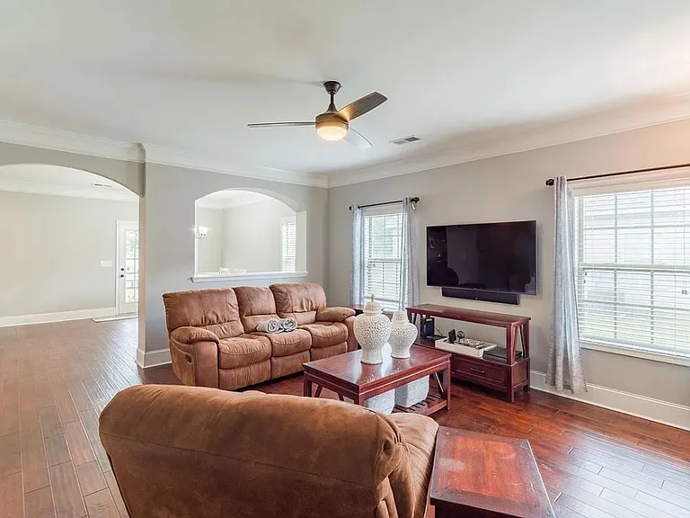 322 Tufton Ct — Photo 7