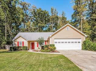 46 Maddox Rd, Acworth, GA 30102