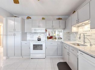 Lakes Of Carriage Hills, Fort Lauderdale, FL 33319