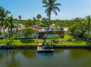 1 Sloop Dr, Cocoa Beach, FL 32931