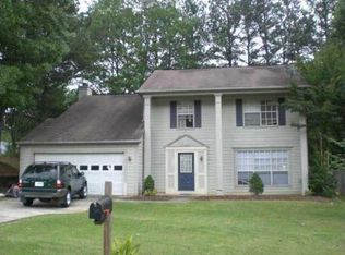2002 Chivalry Ct, Lawrenceville, GA 30044