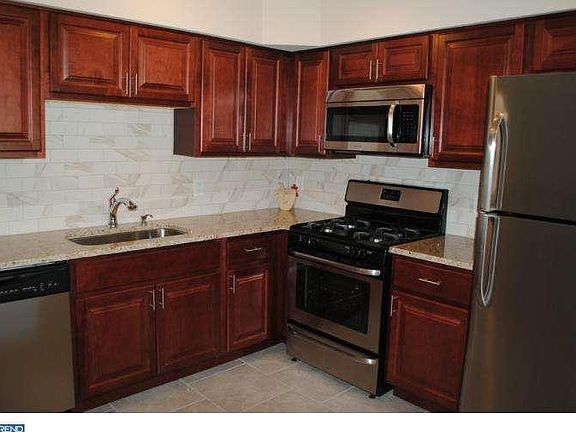 2nd image of 110 Newton Dr