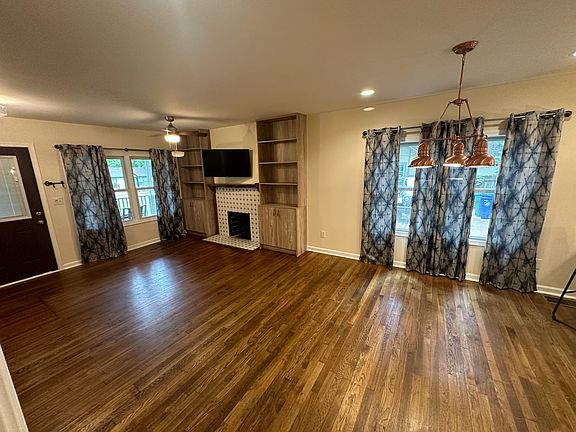 4th image of 1402 Sargent Ave SE #A