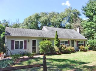 10 Lippitt Ave, Cumberland, RI 02864