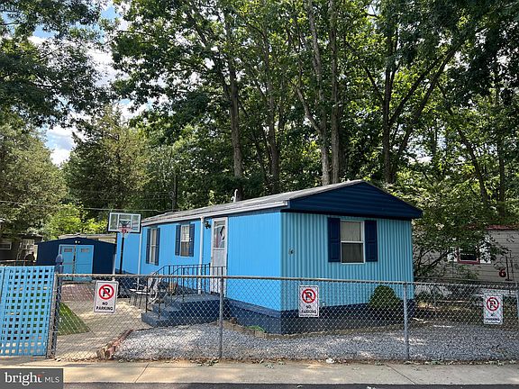 3rd image of 800 College Dr #46