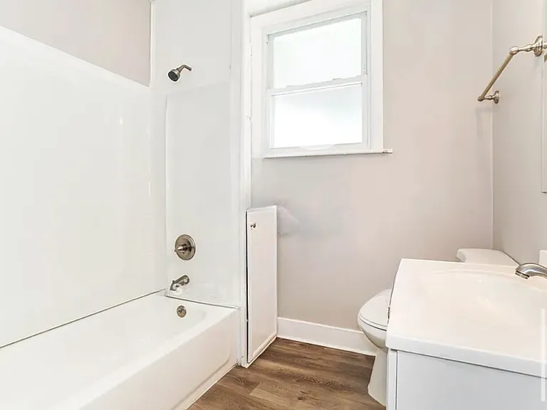 1917 Bising Ave — Photo 1