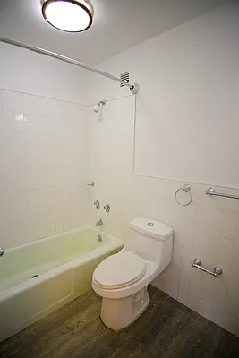 Rented by Bohemia Realty Group | media 9