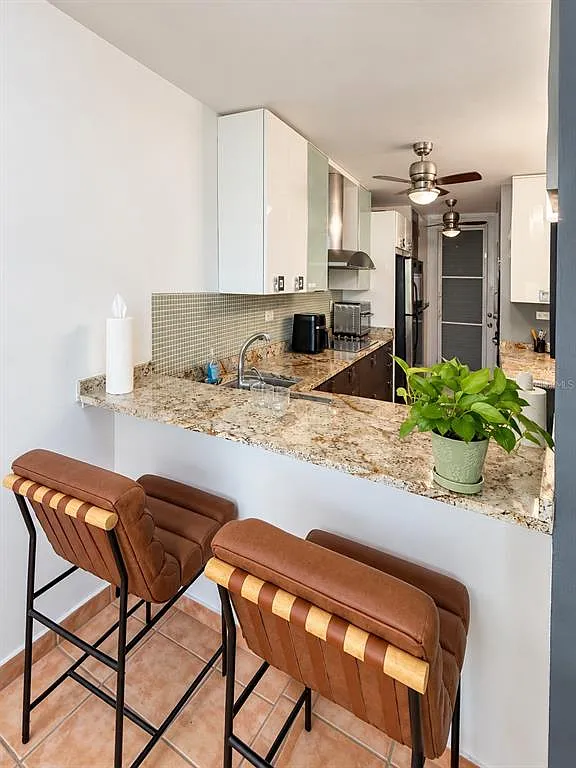4 bed, 4.5 bath, 2831 sqft, $5,500 — Photo 4