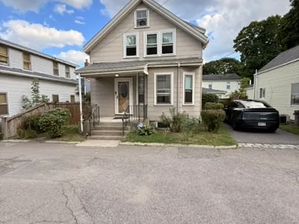 16 Middle St, Watertown, MA 02472