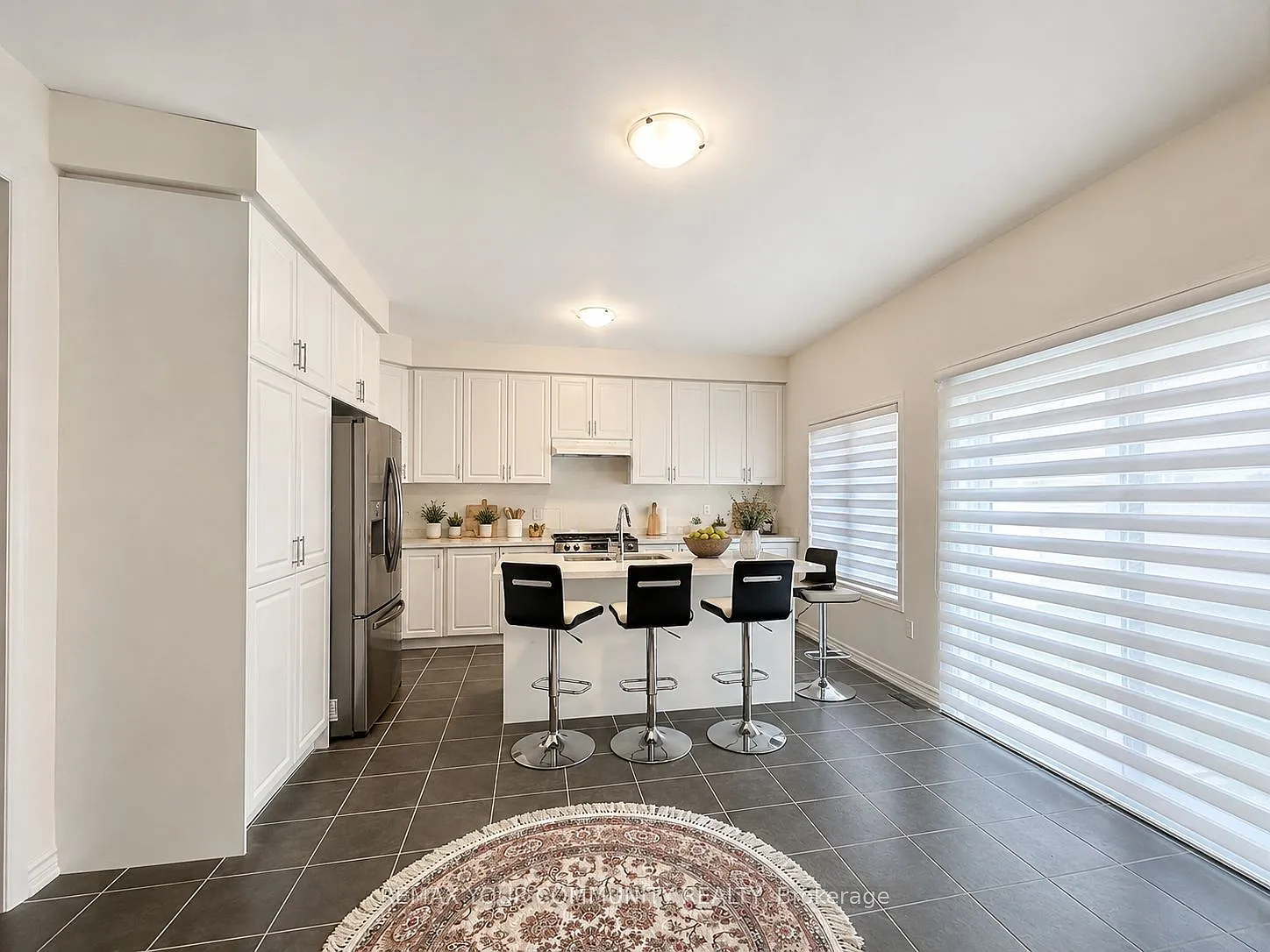 4 bed, $3,550 — Photo 4