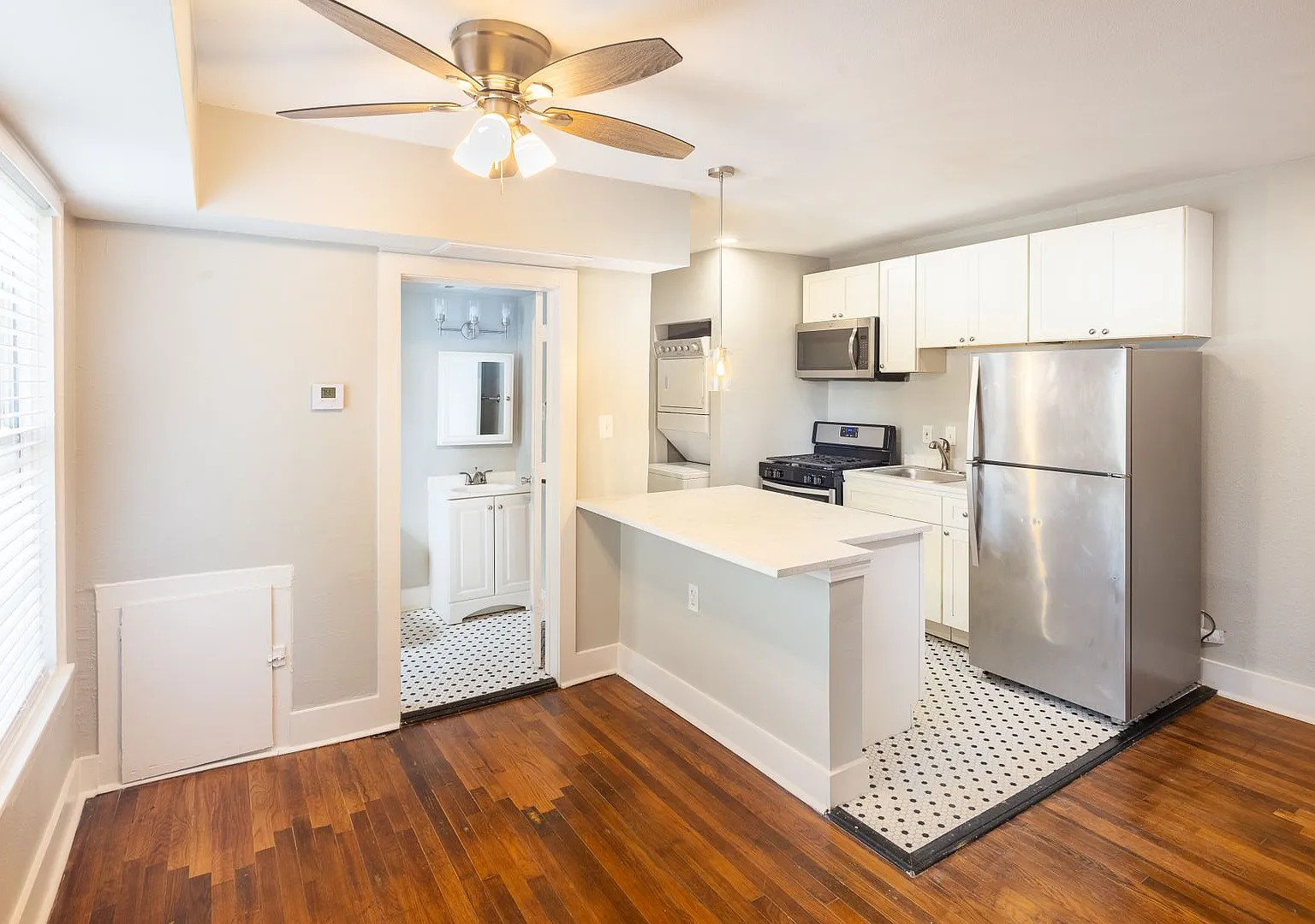 4810 Live Oak — Photo 4