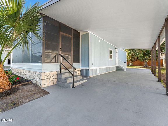 2nd image of 142 Indian River Dr N #N