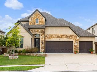 10305 Colina Dr, Fort Worth, TX 76126